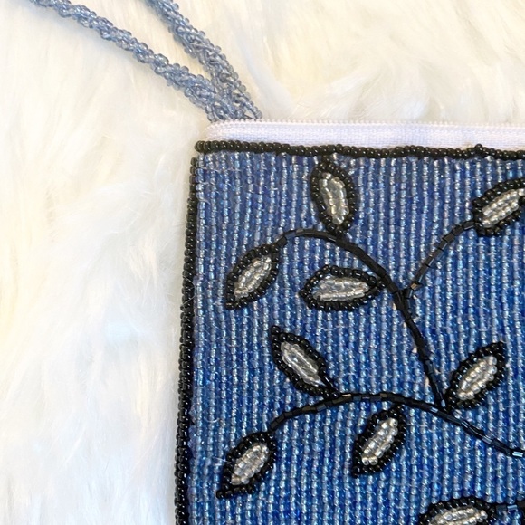 Hand Made Beaded Wristlet Clutch Mini Bag - Picture 2 of 4